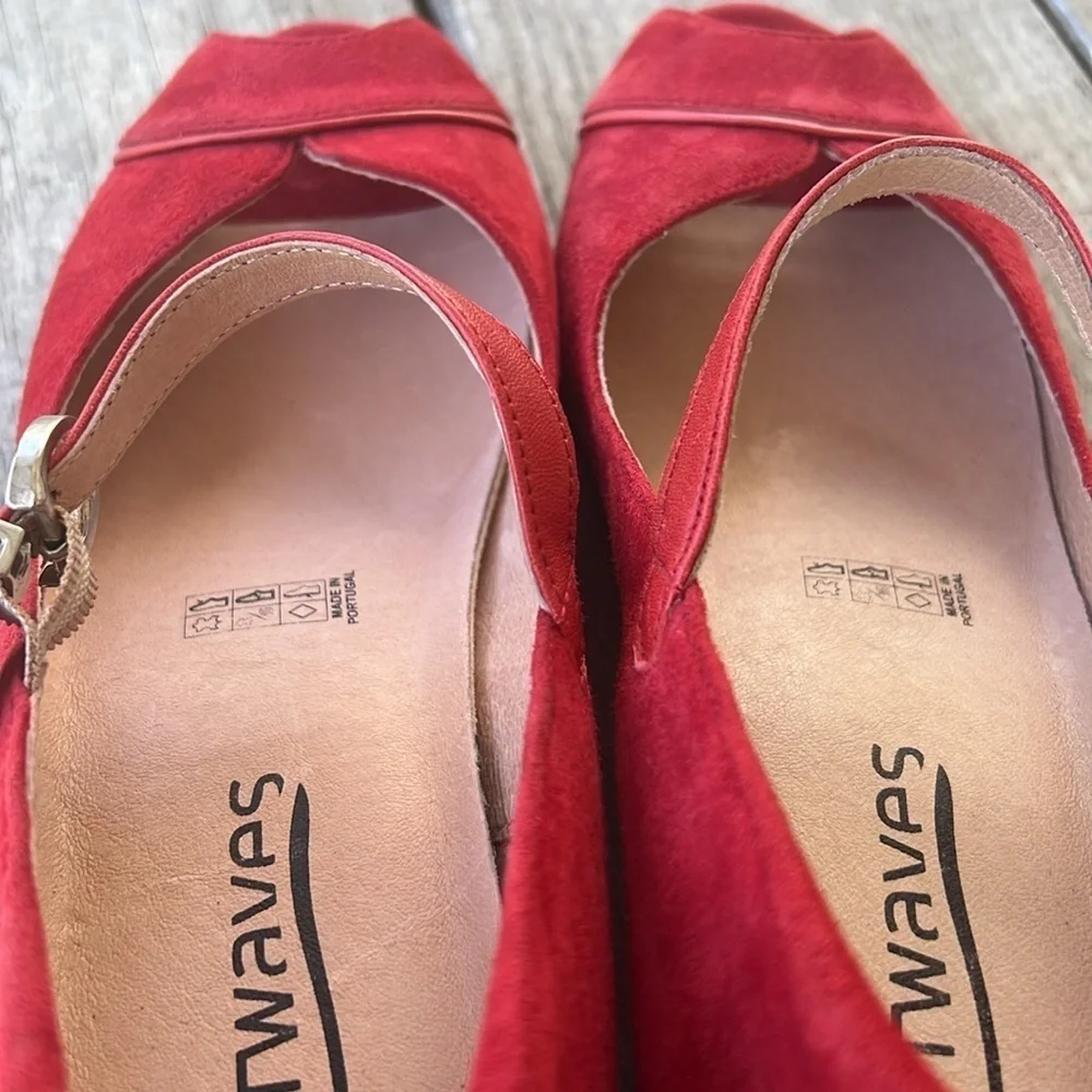 Softwaves Red Suede Mary Jane Wedges Vintage-Inspired Peep Toe Heels EU 39 (8.5)